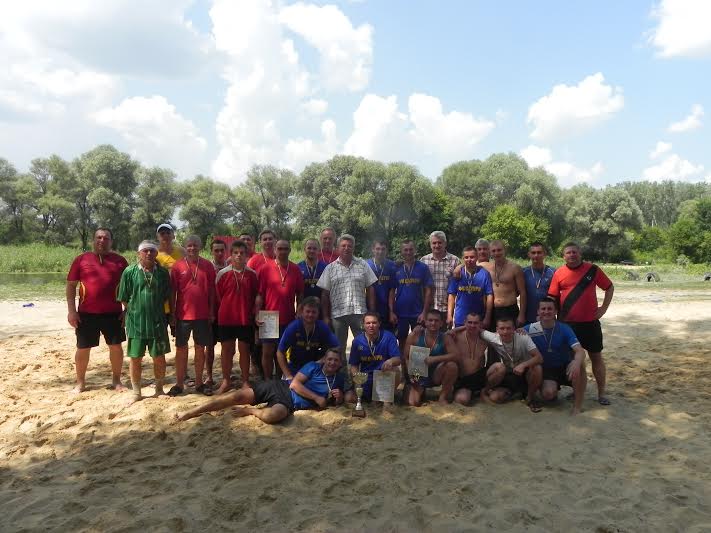 В Ізюмі провели турнір з пляжного футболу