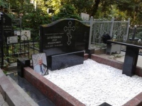 На Байковому цвинтарі встановлено пам’ятник на могилі Ігоря Федоровича Лубченка