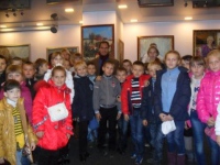 Юные изюмские гимназисты встретились с художником Виталием Жердевым