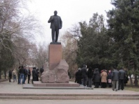 Неабиякі пристрасті навколо пам’ятника Леніну в Барвінковому