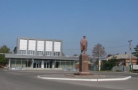 В  Дергачах снесли памятник Ленину