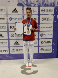 Ізюмчанка стала призеркою Кубку Світу з тхеквондо в Кореї